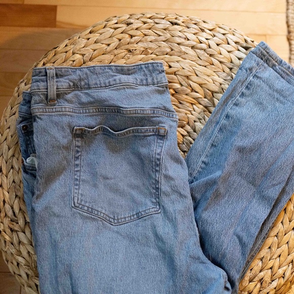 Slim High Ankle Jeans - Picture 2 of 5